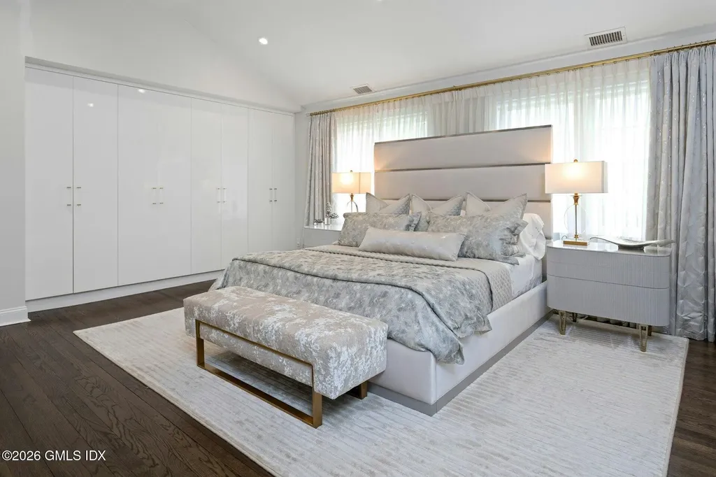 10 Echo Lane Greenwich CT 06830