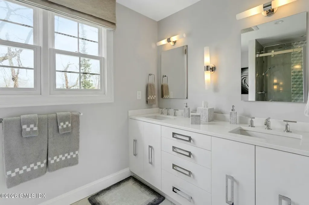 10 Echo Lane Greenwich CT 06830