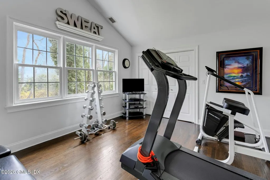 10 Echo Lane Greenwich CT 06830