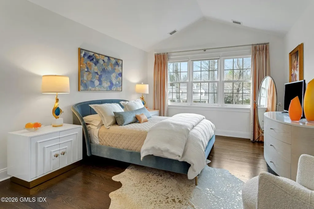 10 Echo Lane Greenwich CT 06830