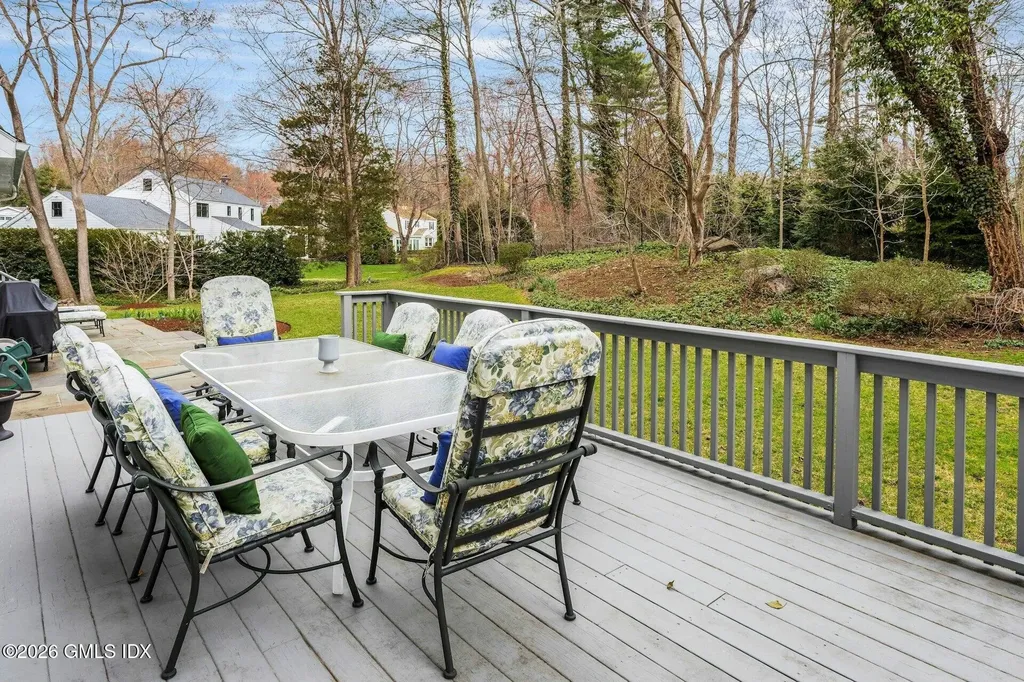 10 Echo Lane Greenwich CT 06830