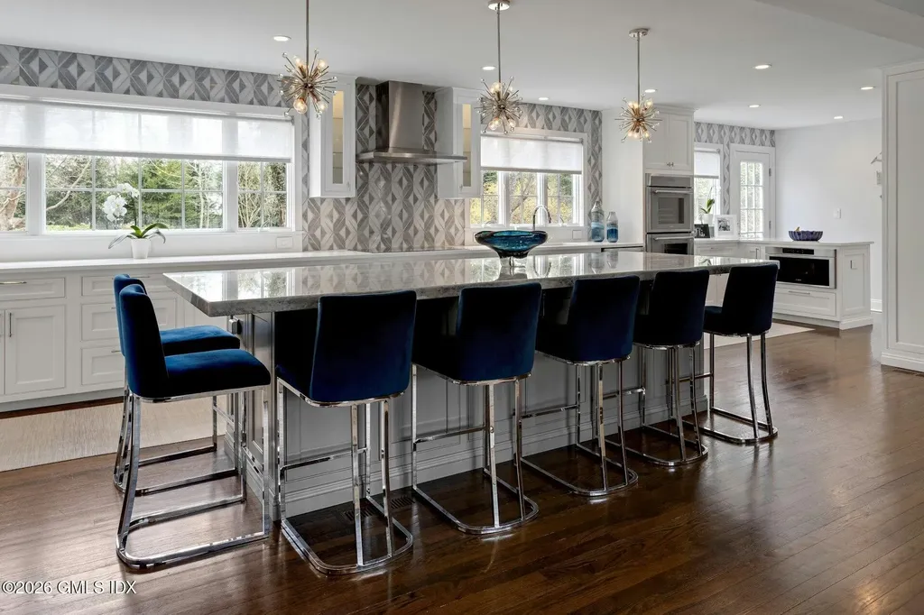 10 Echo Lane Greenwich CT 06830