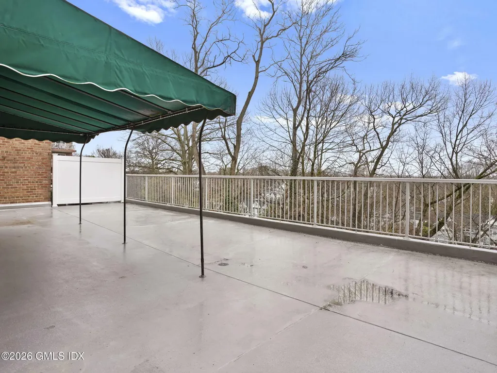 2 Putnam Hill Greenwich CT 06830