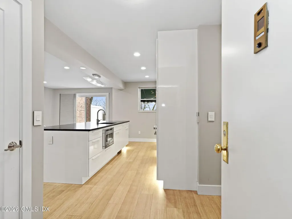 2 Putnam Hill Greenwich CT 06830