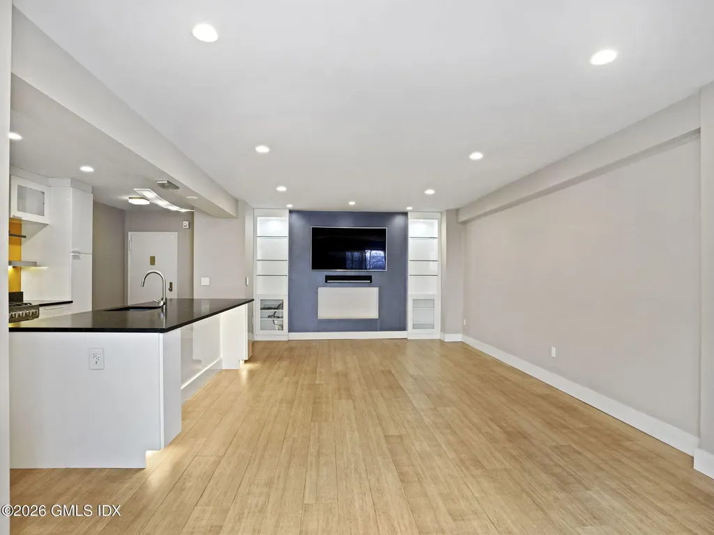 2 Putnam Hill Greenwich CT 06830