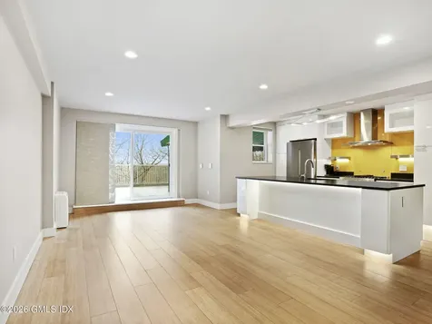 2 Putnam Hill Greenwich CT 06830