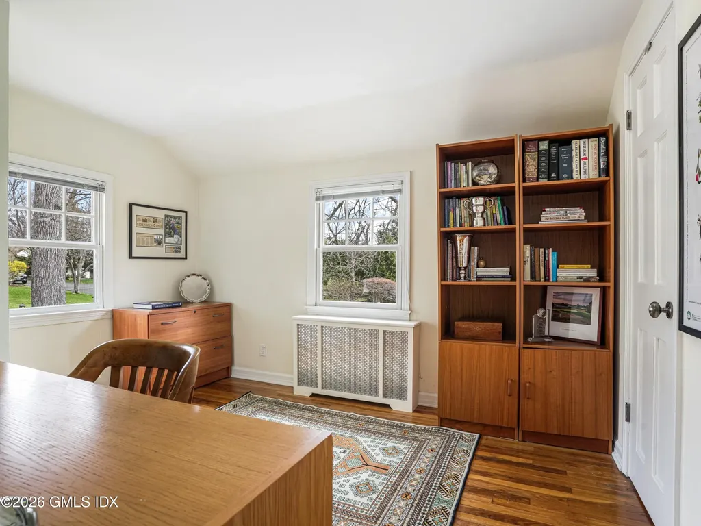32 Winthrop Drive Riverside CT 06878