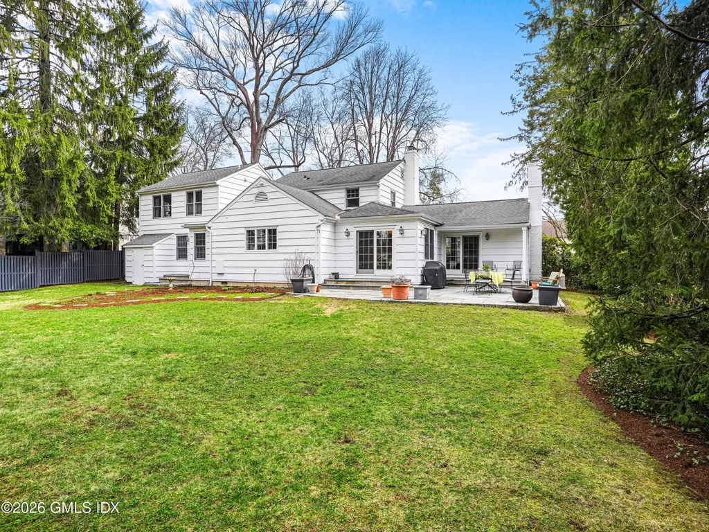 32 Winthrop Drive Riverside CT 06878