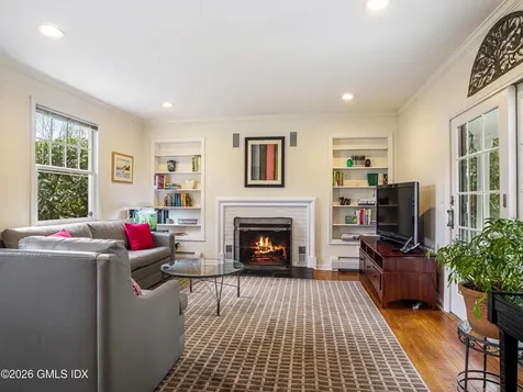 32 Winthrop Drive Riverside CT 06878