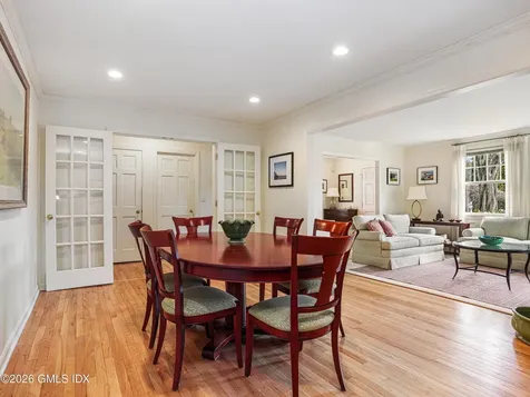 32 Winthrop Drive Riverside CT 06878