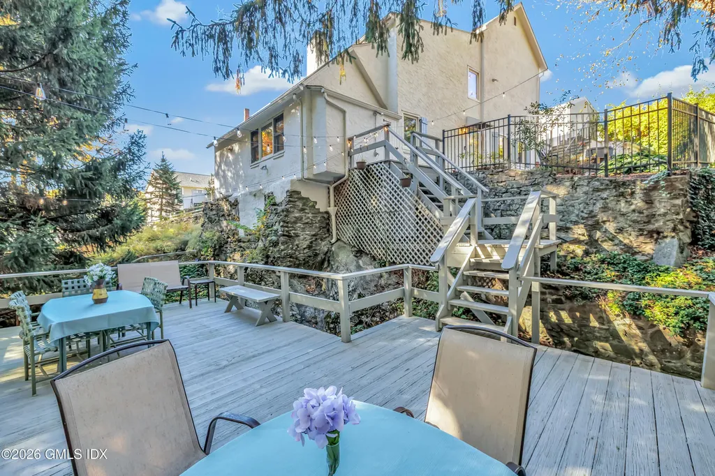 14 Concord Street Greenwich CT 06831