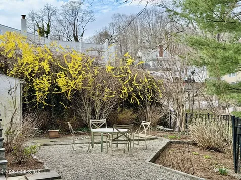 14 Concord Street Greenwich CT 06831