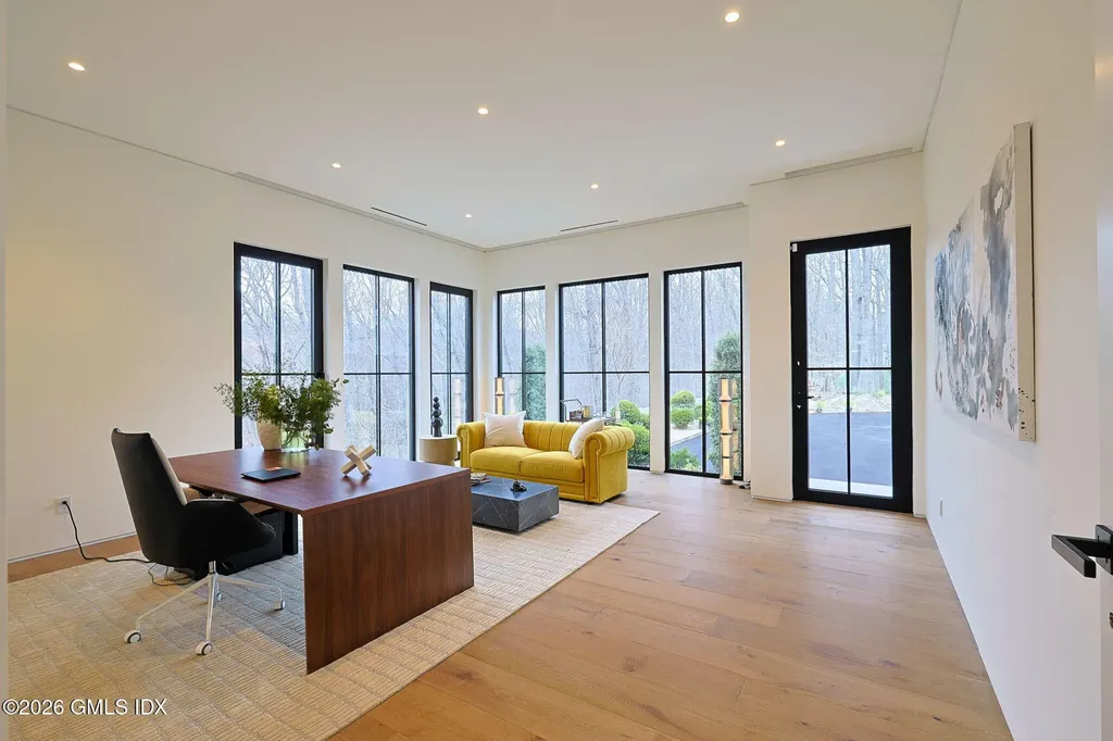 41 Mohawk Lane Greenwich CT 06831