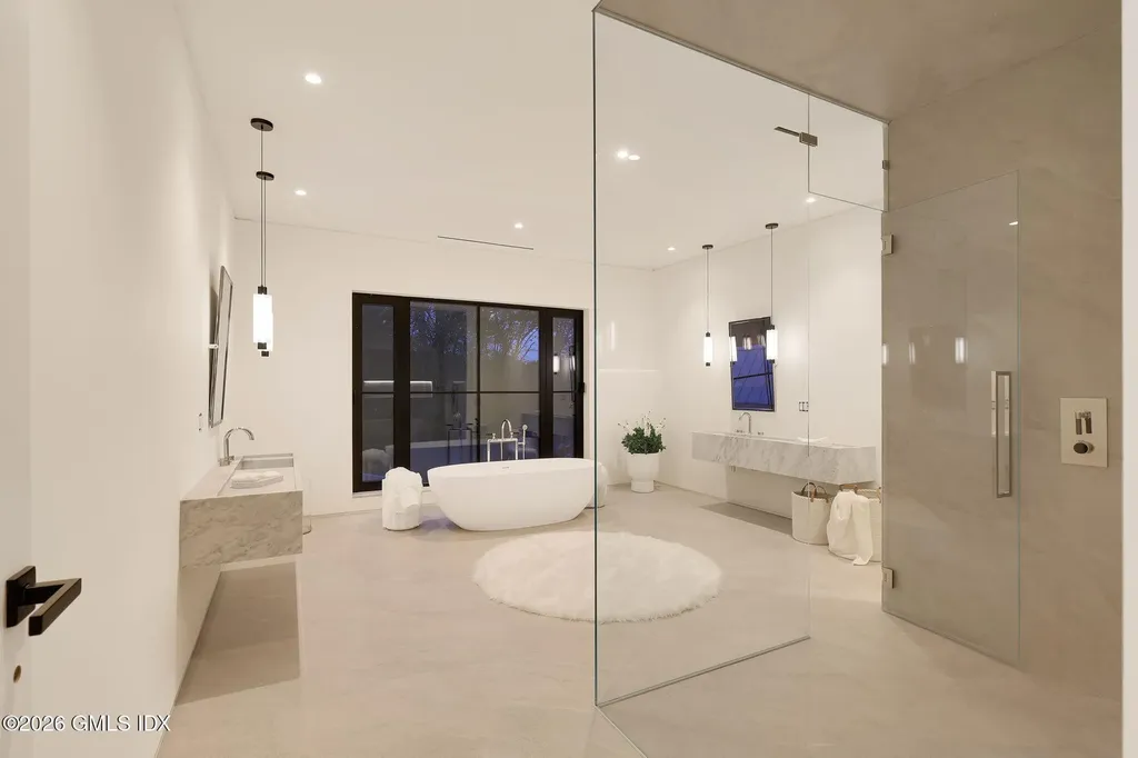 41 Mohawk Lane Greenwich CT 06831