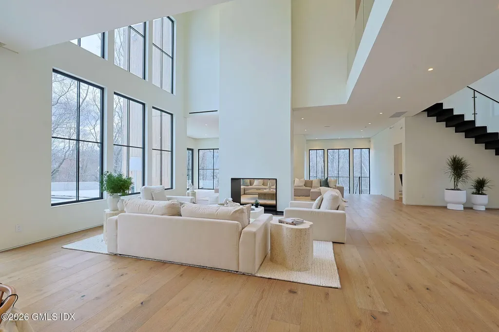 41 Mohawk Lane Greenwich CT 06831