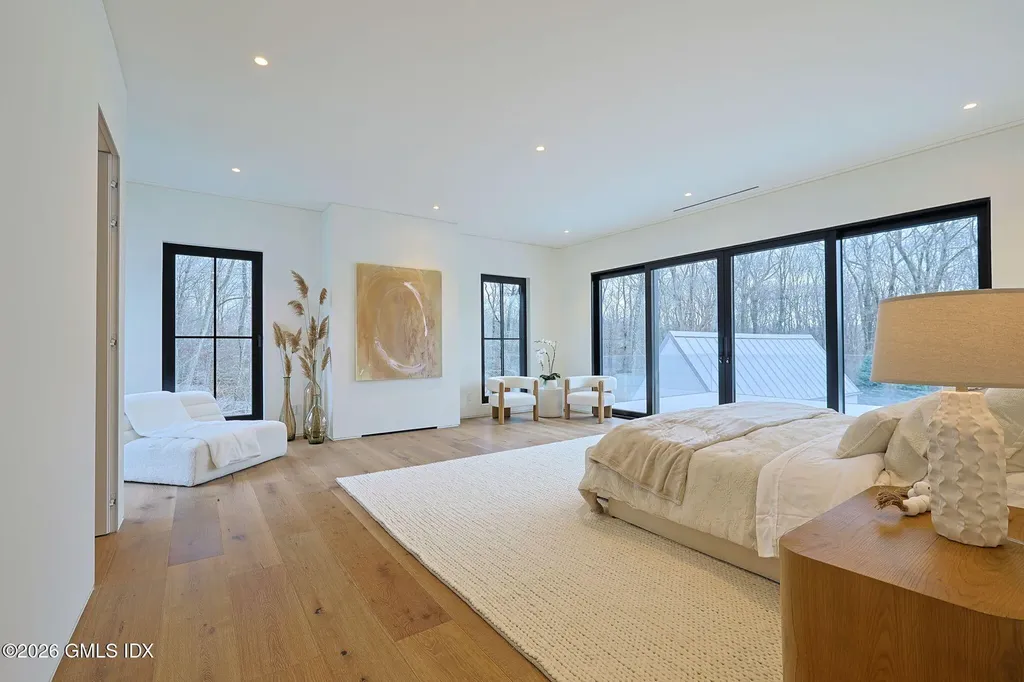41 Mohawk Lane Greenwich CT 06831