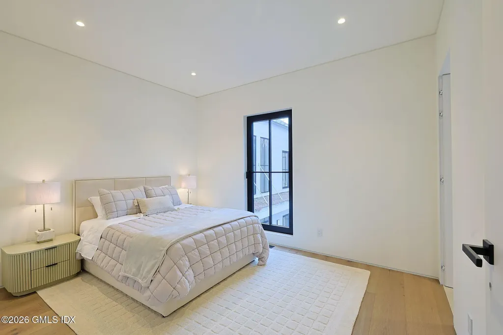 41 Mohawk Lane Greenwich CT 06831