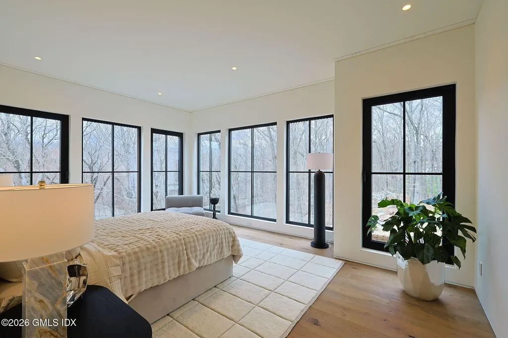 41 Mohawk Lane Greenwich CT 06831
