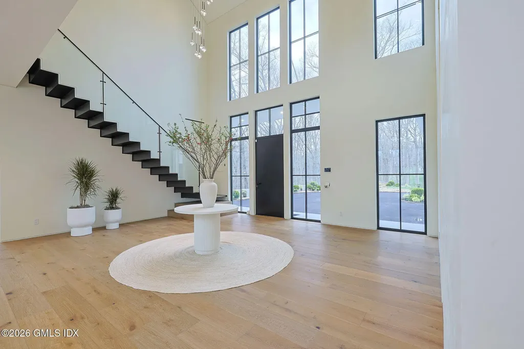 41 Mohawk Lane Greenwich CT 06831