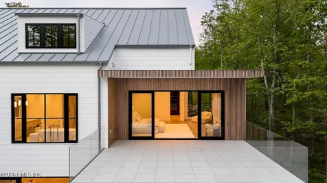 41 Mohawk Lane Greenwich CT 06831