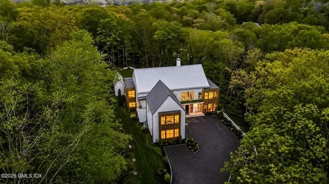 41 Mohawk Lane Greenwich CT 06831