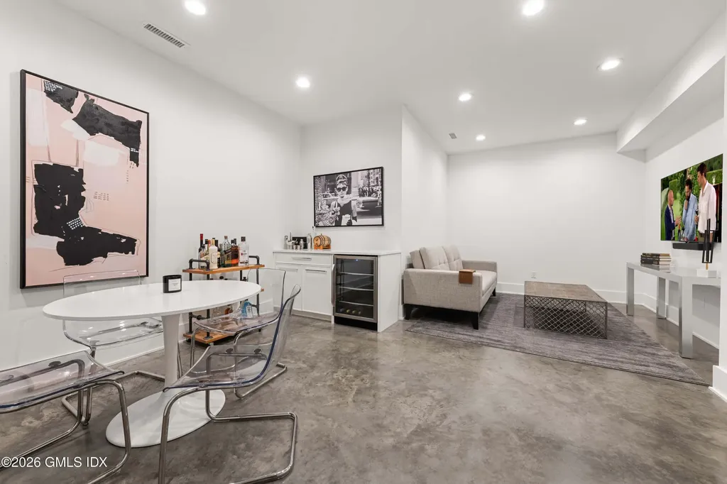 40 Richmondville Avenue Westport CT 06880