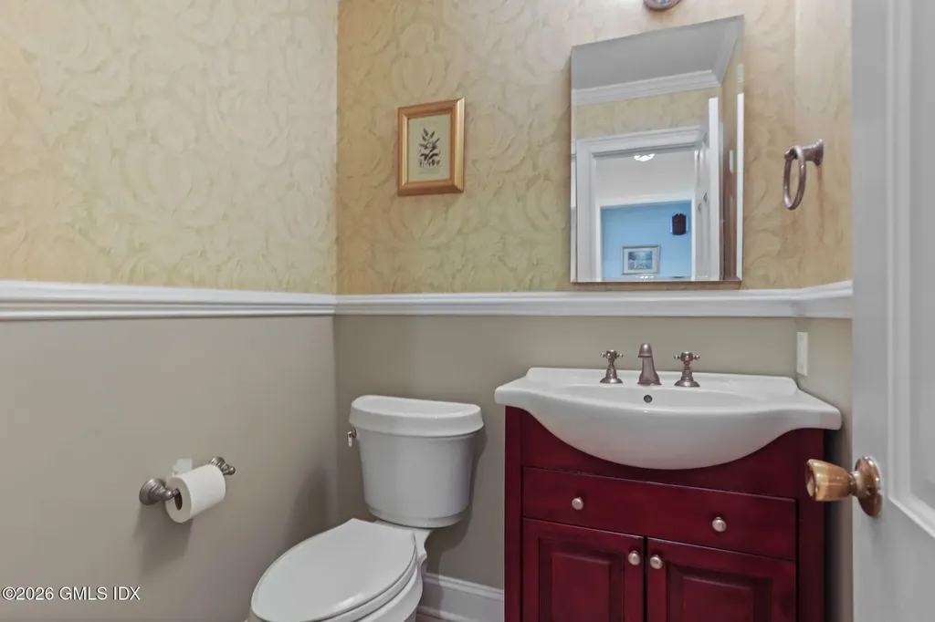 153 Lockwood Road Riverside CT 06878