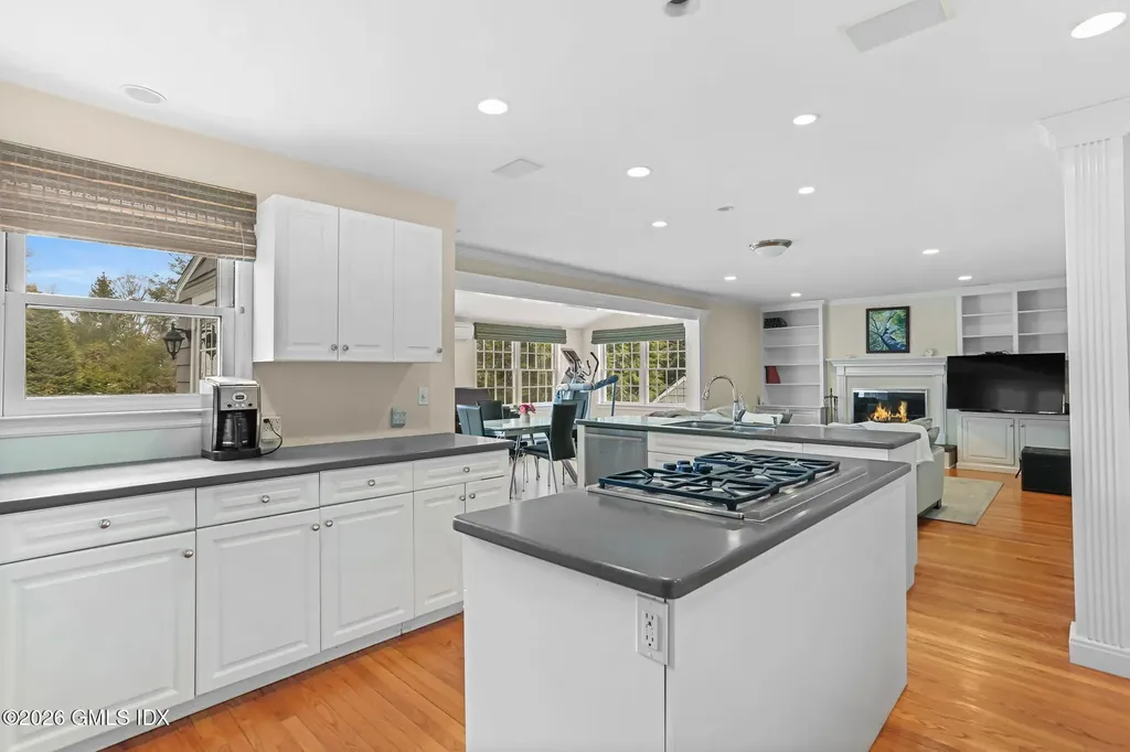 153 Lockwood Road Riverside CT 06878