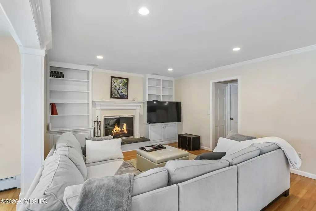 153 Lockwood Road Riverside CT 06878