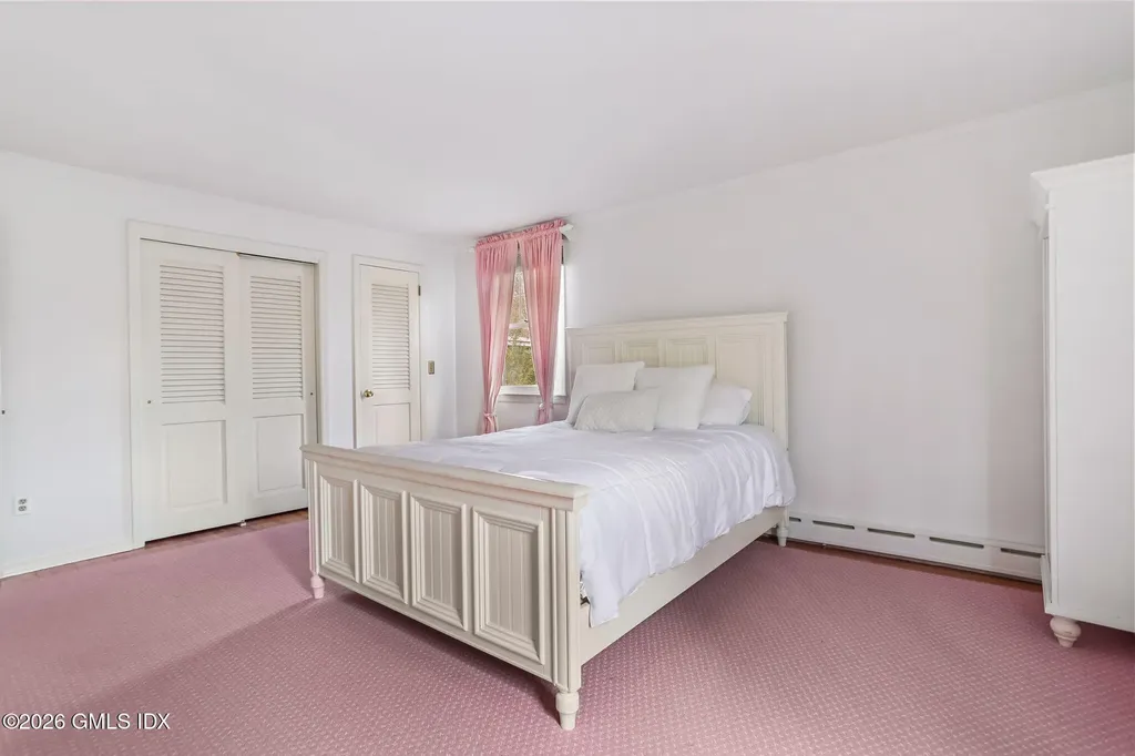153 Lockwood Road Riverside CT 06878