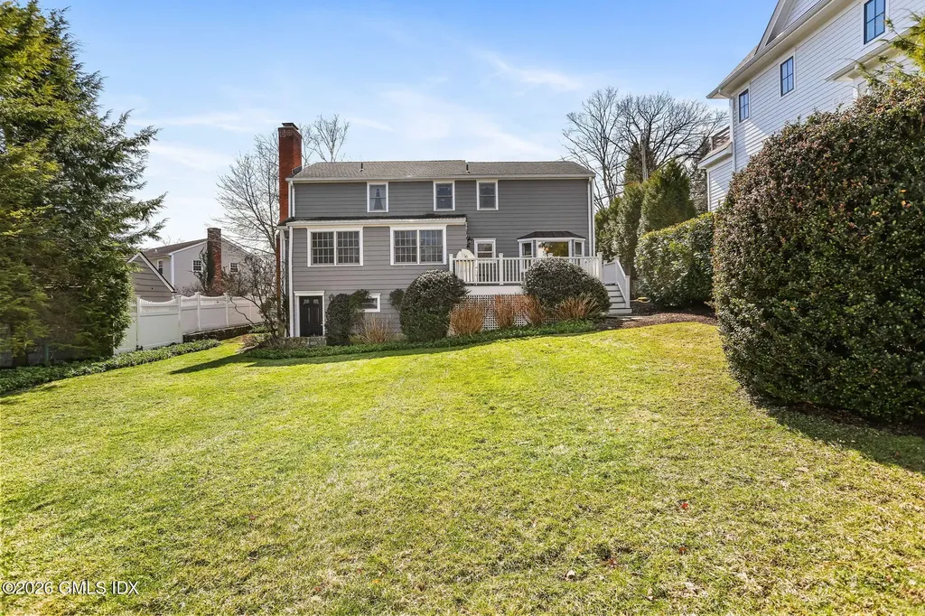 153 Lockwood Road Riverside CT 06878
