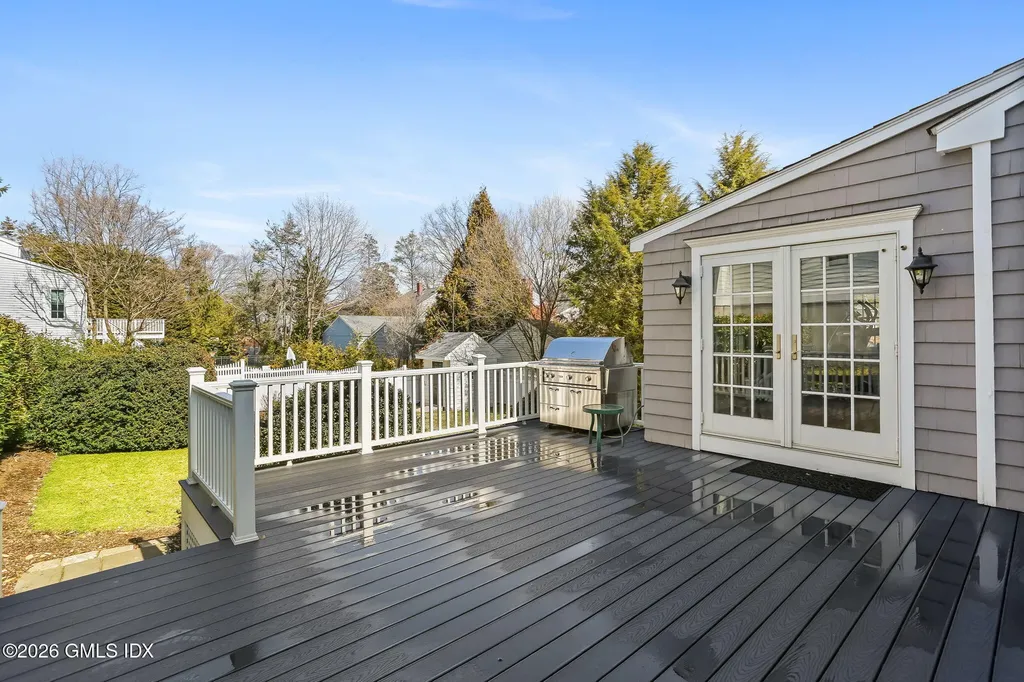 153 Lockwood Road Riverside CT 06878