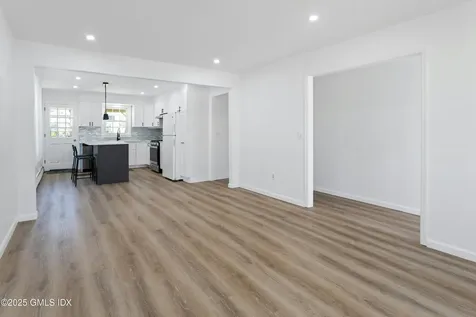 171 1/2 Henry Street Greenwich CT 06830