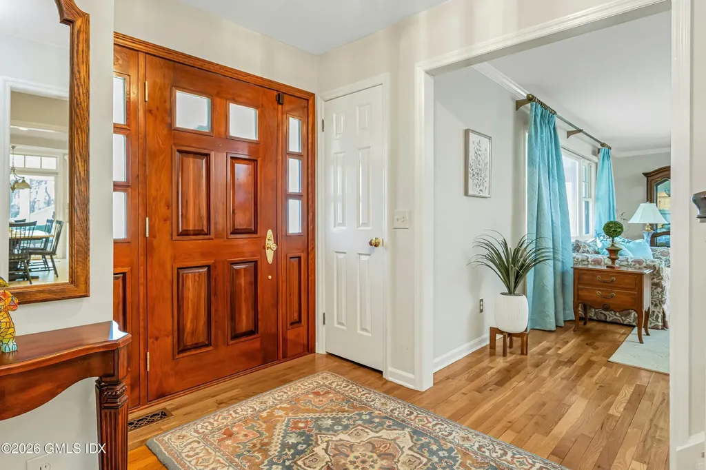 9 Tamarack Place Greenwich CT 06831
