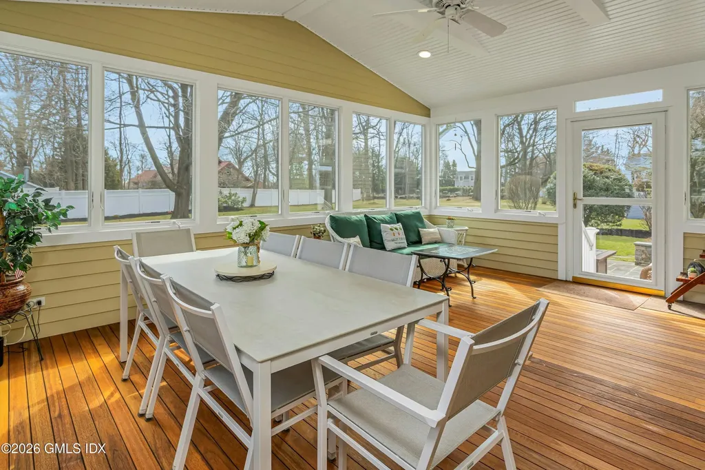 9 Tamarack Place Greenwich CT 06831