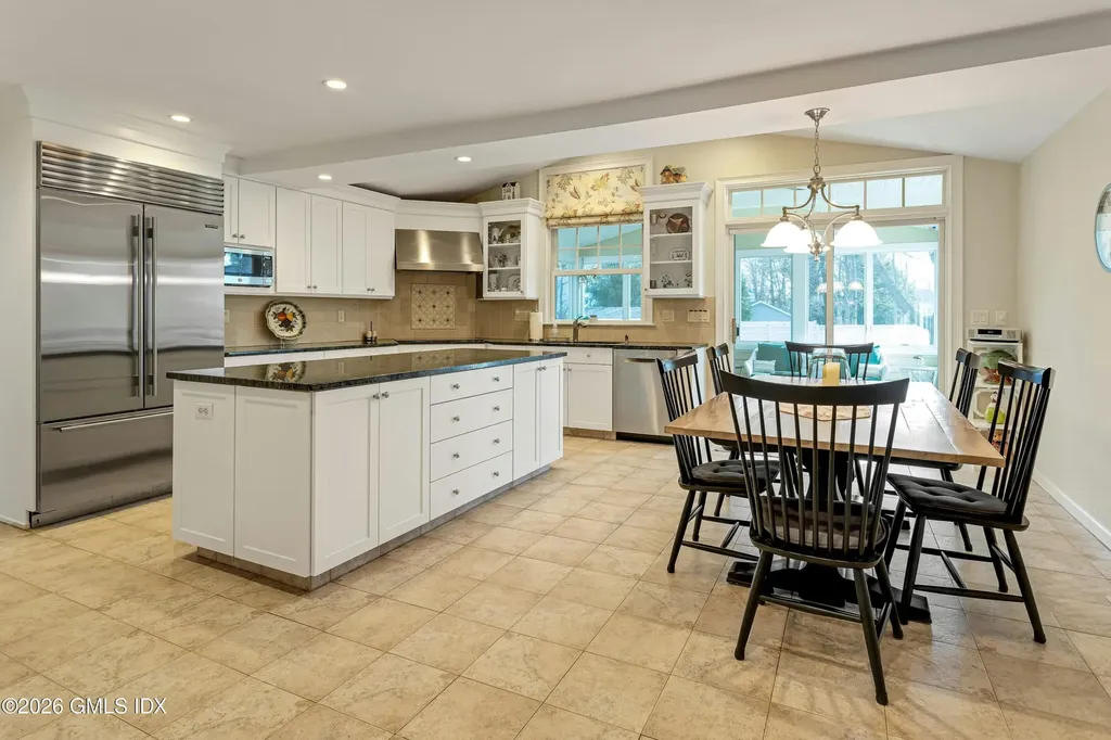 9 Tamarack Place Greenwich CT 06831