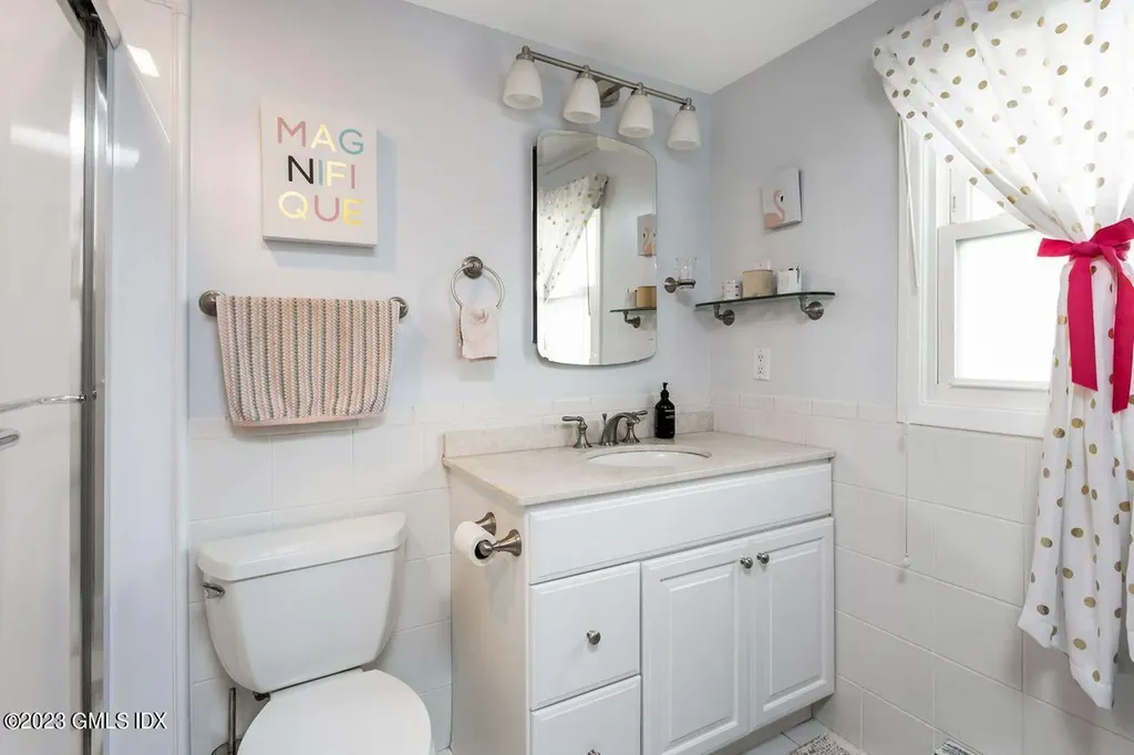 5 Wellington Place Greenwich CT 06830