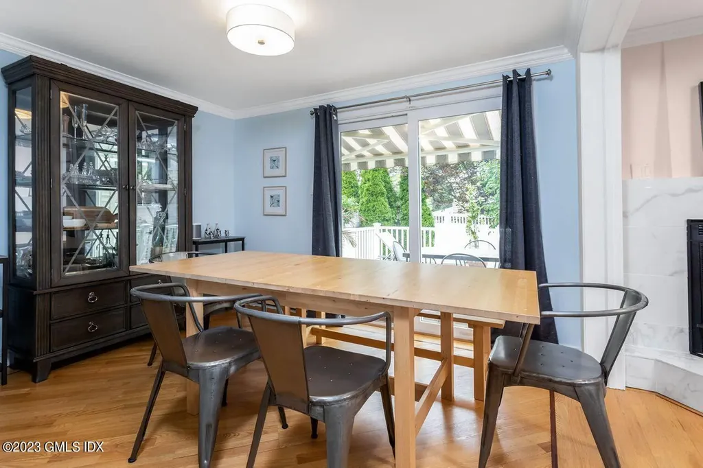 5 Wellington Place Greenwich CT 06830