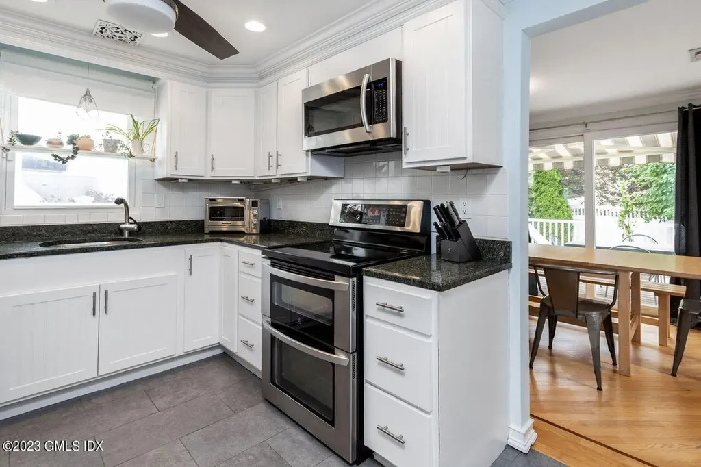 5 Wellington Place Greenwich CT 06830
