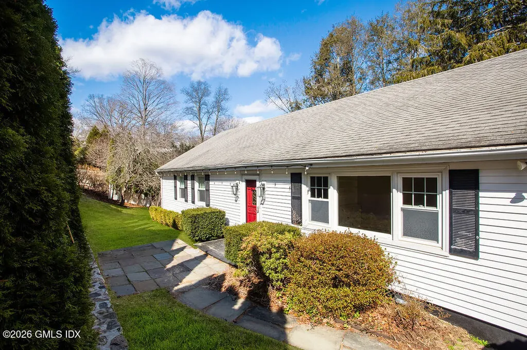 198 Valley Road Cos Cob CT 06807