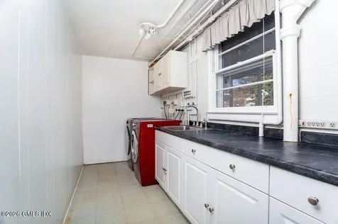 198 Valley Road Cos Cob CT 06807