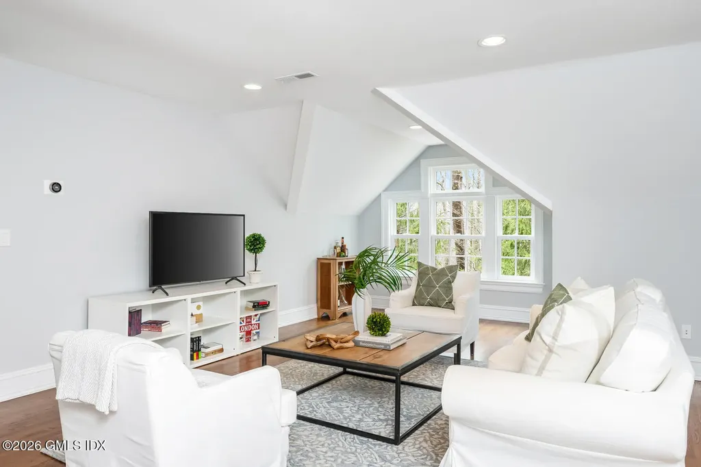 43 Stony Brook Road Darien CT 06820