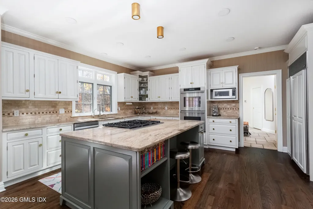 125 Barn Hill Road Greenwich CT 06831