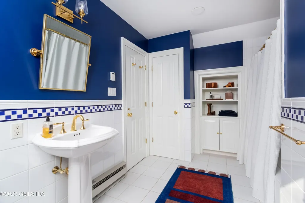 125 Barn Hill Road Greenwich CT 06831