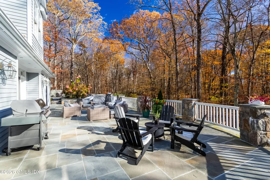 125 Barn Hill Road Greenwich CT 06831