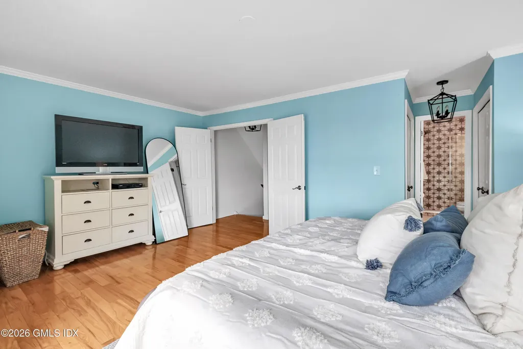 5 Glen Street Greenwich CT 06830