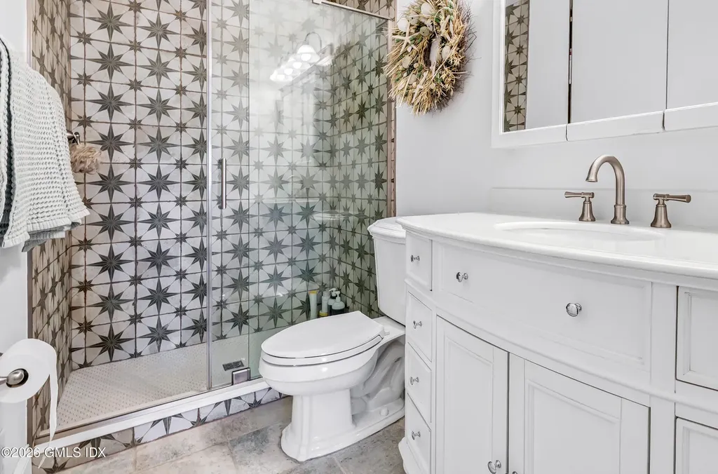 5 Glen Street Greenwich CT 06830