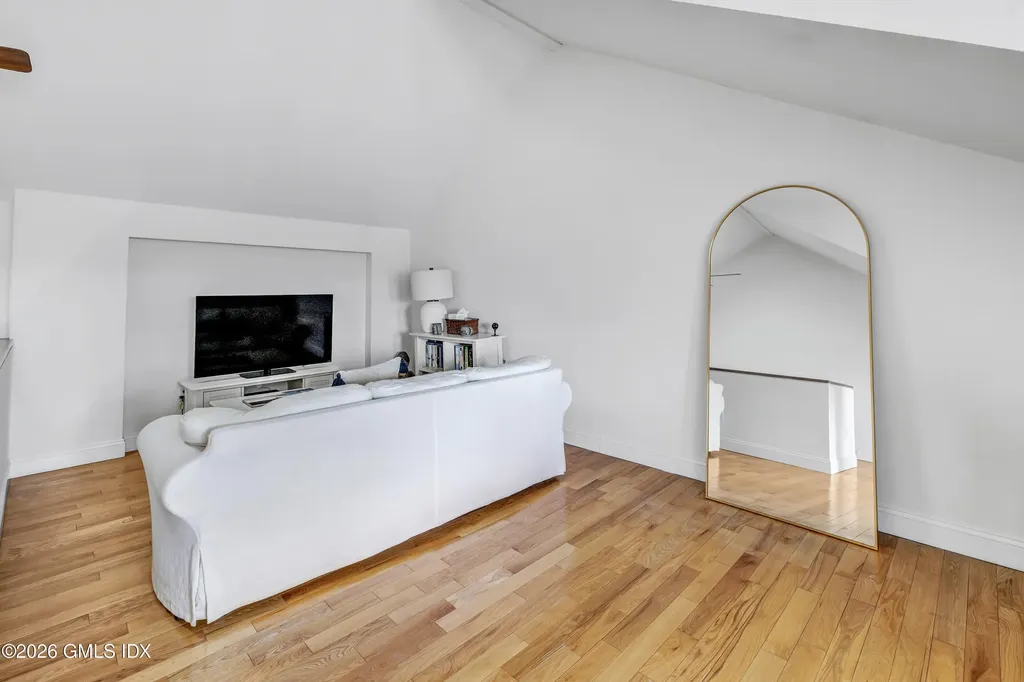 5 Glen Street Greenwich CT 06830
