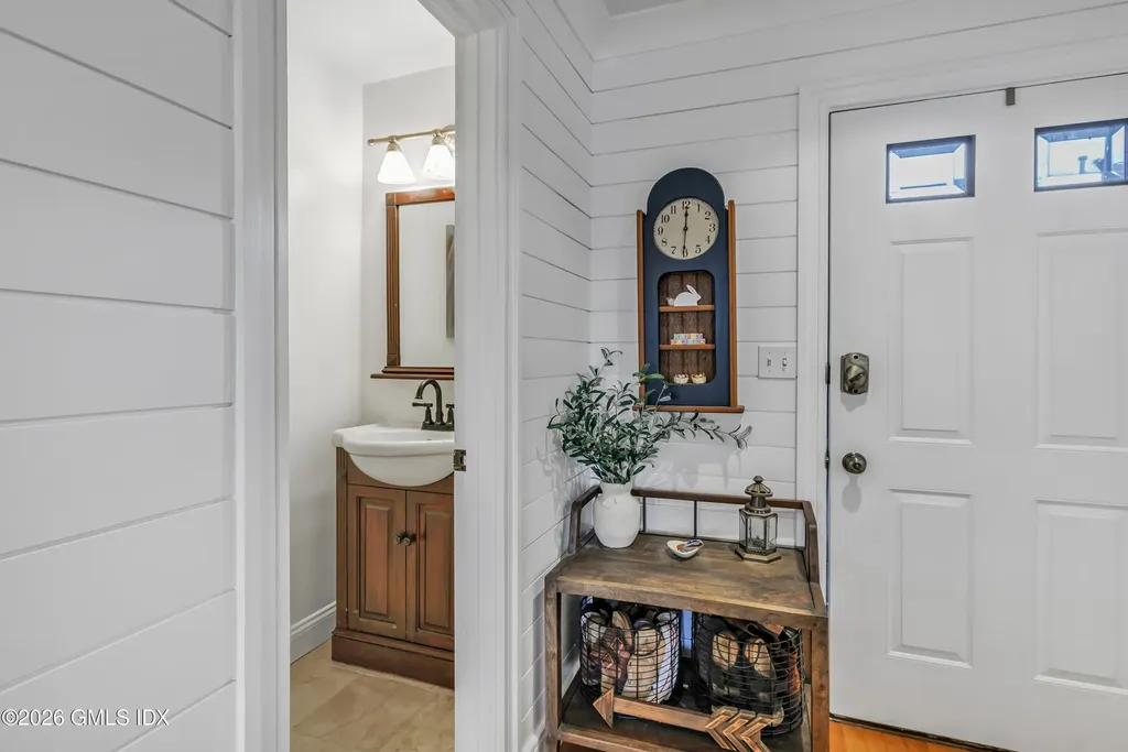 5 Glen Street Greenwich CT 06830