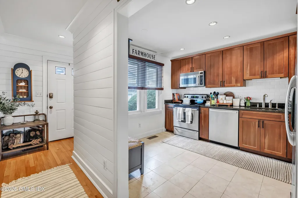 5 Glen Street Greenwich CT 06830